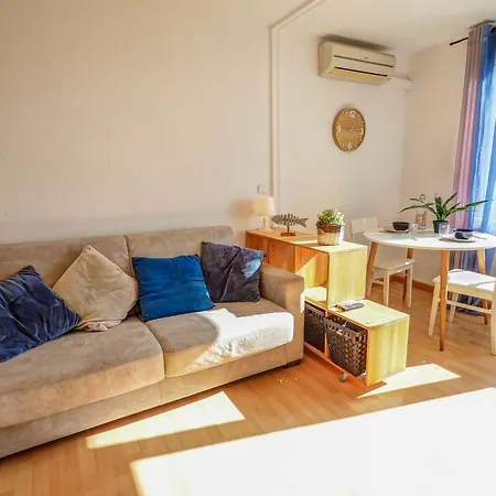 The Blue Island Loft By Hello Homes *