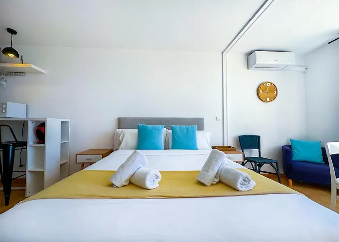 The Blue Island Loft By Hello Homes * Сиджес